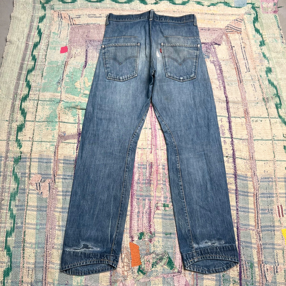 Vintage Levis Engineered Jeans Mens Twisted Button Fly 34x32 READ